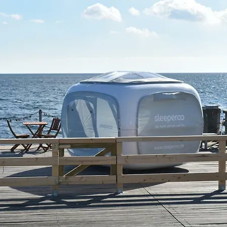 Sleeperoo: Strandbrucke - #117258 Vakantiehuis *